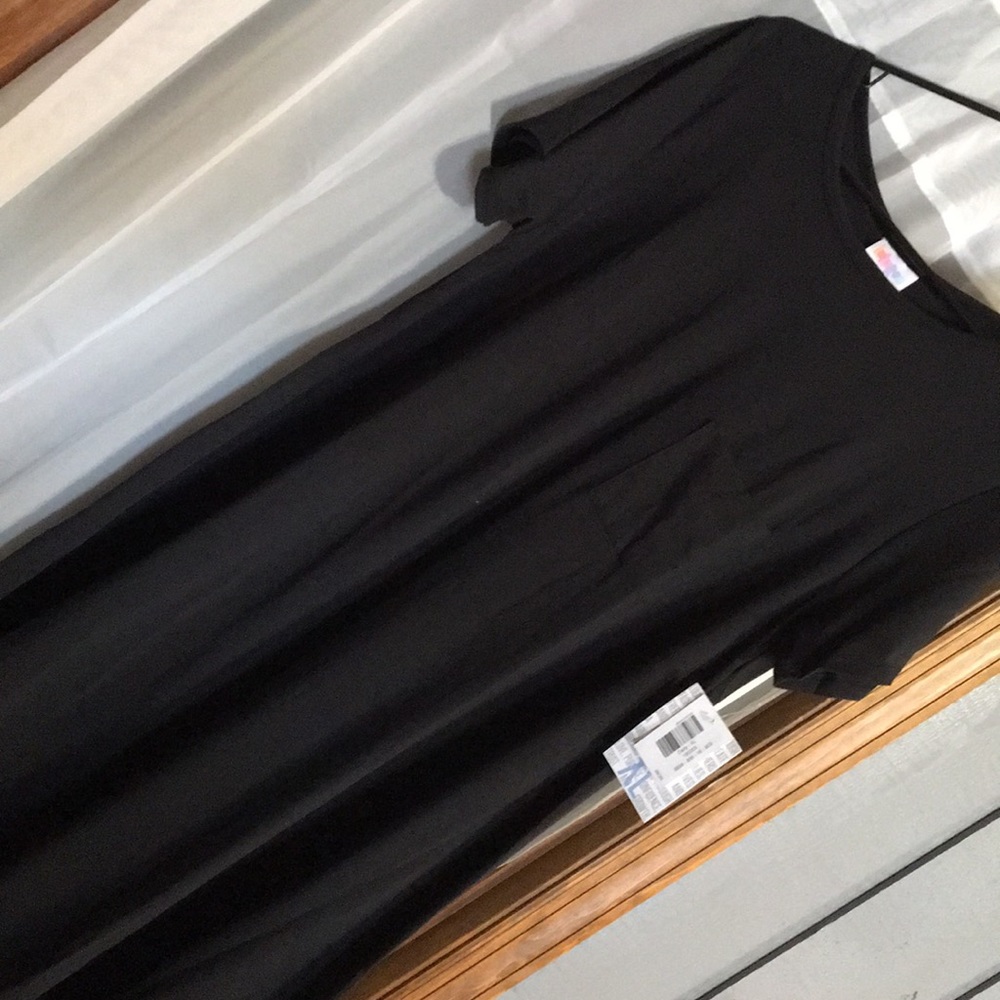 SOLD—NOIR LLR Carly 🖤